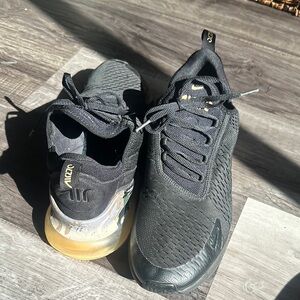 Nike Men's Air Max 270 Camo Sunset
AQ6239-001 - Size 12 - RARE!